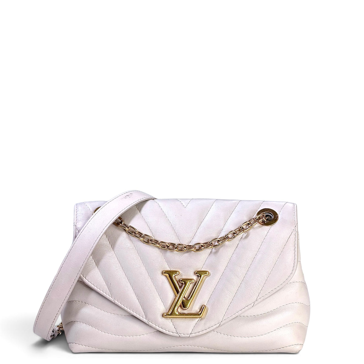 Louis Vuitton New Wave  MM  white leather Chain Bag 