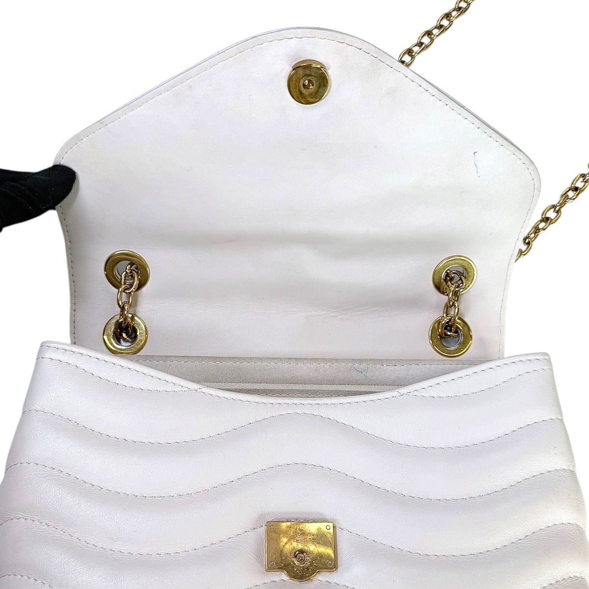 Louis Vuitton New Wave  MM  white leather Chain Bag