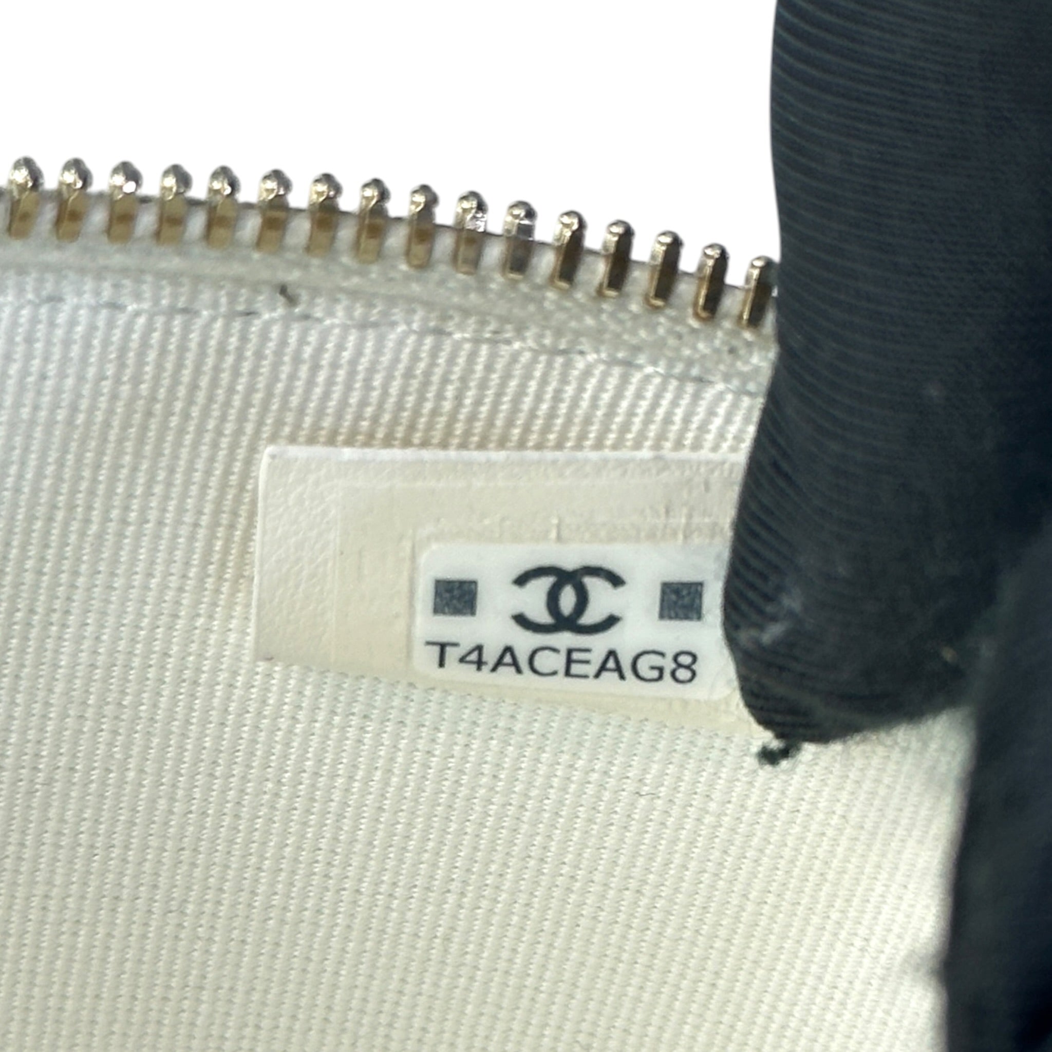 Chanel Vanity Case White Quilted Caviar Leather