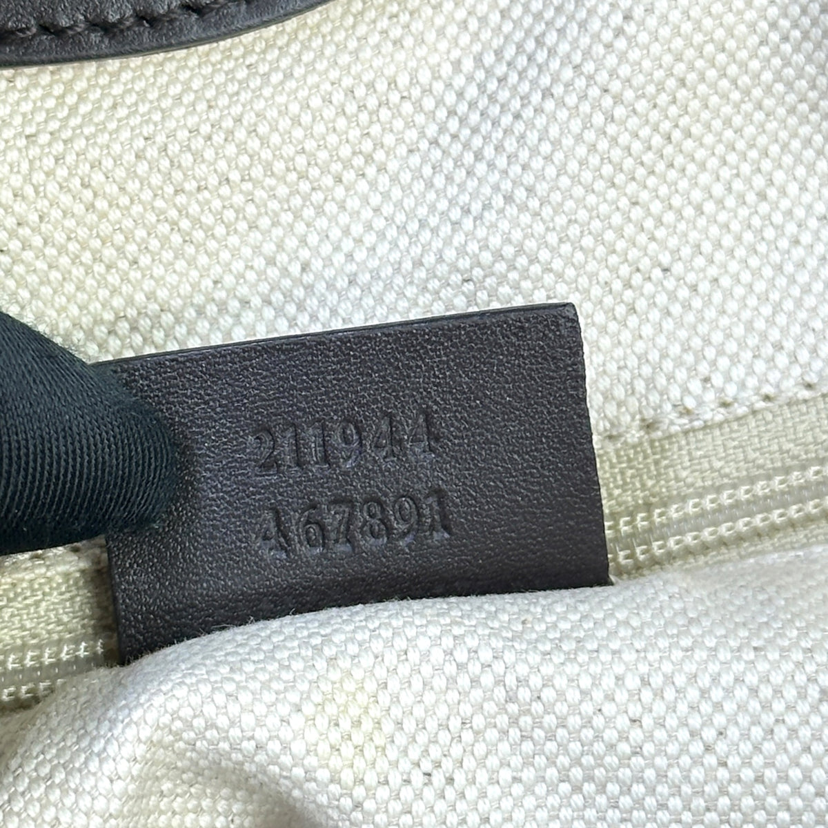 Gucci Sukey Beige Canvas Tote