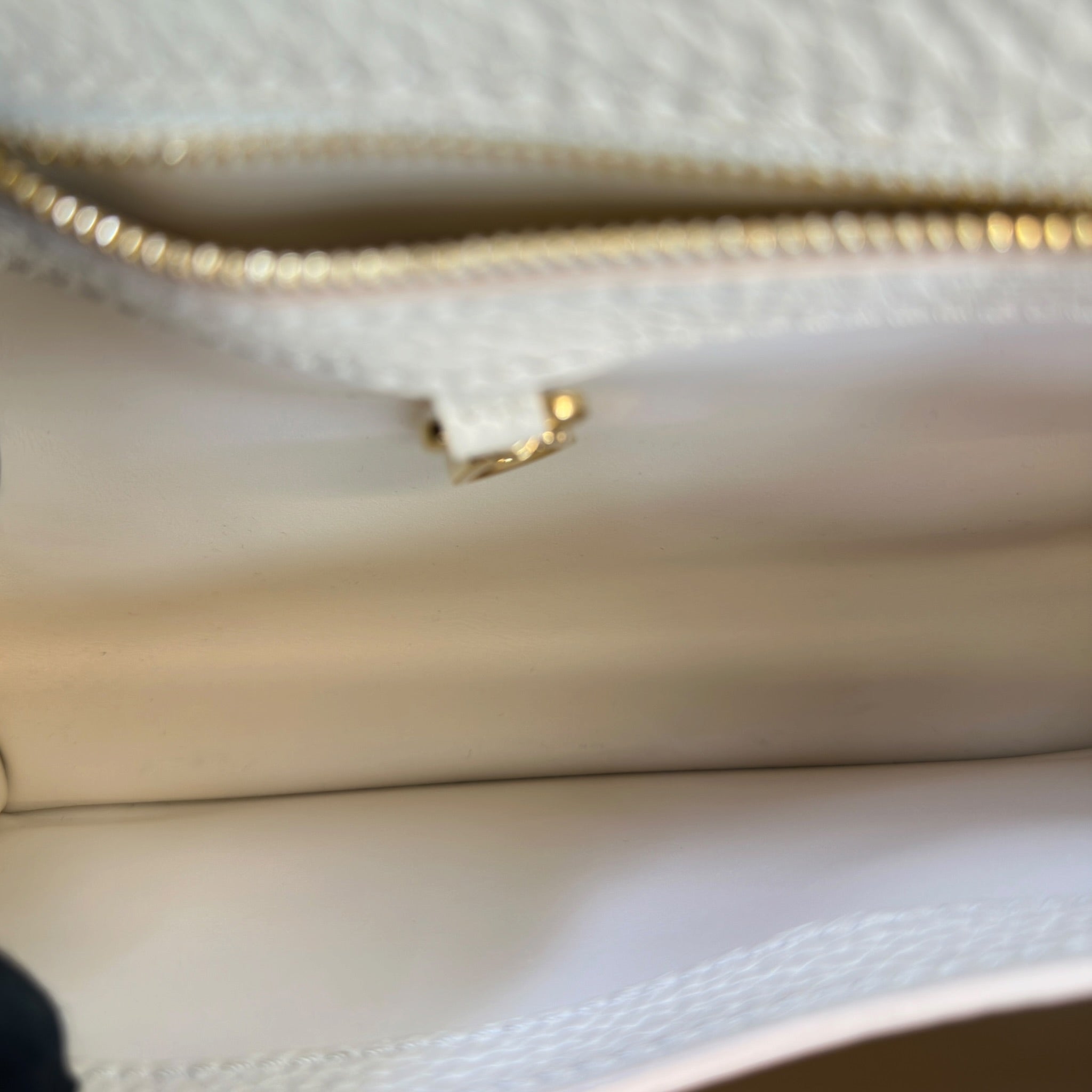 Louis Vuitton Capucines BB cream gold Taurillon leather bag