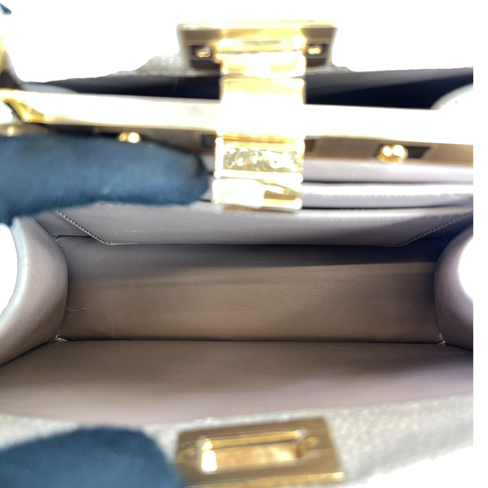 Fendi Stingray Peekaboo ISeeU Petite Bag Beige Leather