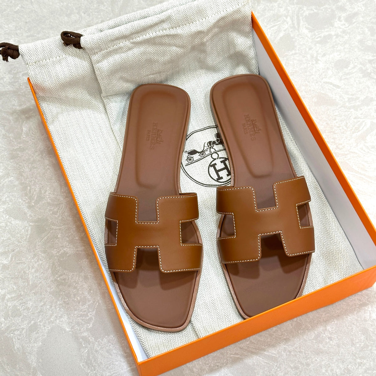 Hermes Orans Tan EU 38