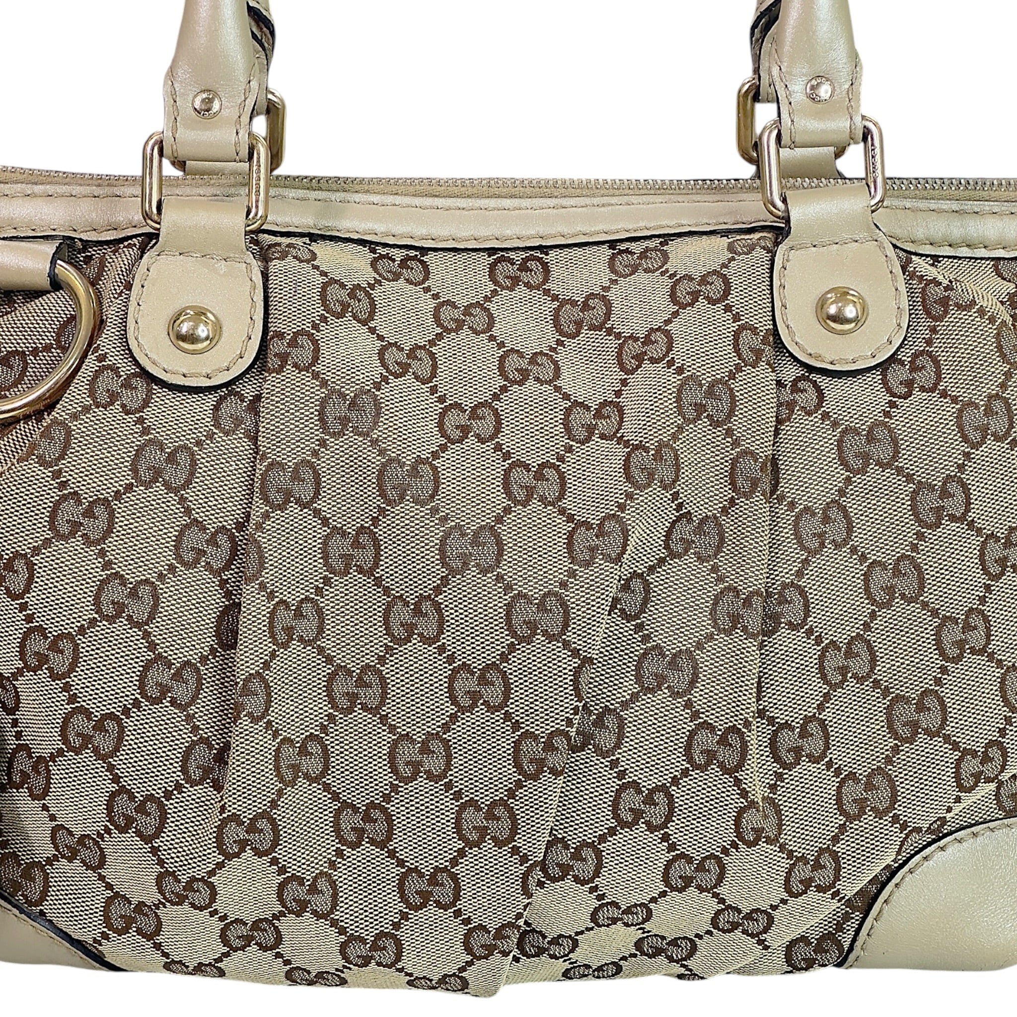 Gucci Sukey Gg Monogram Canvas Handbag