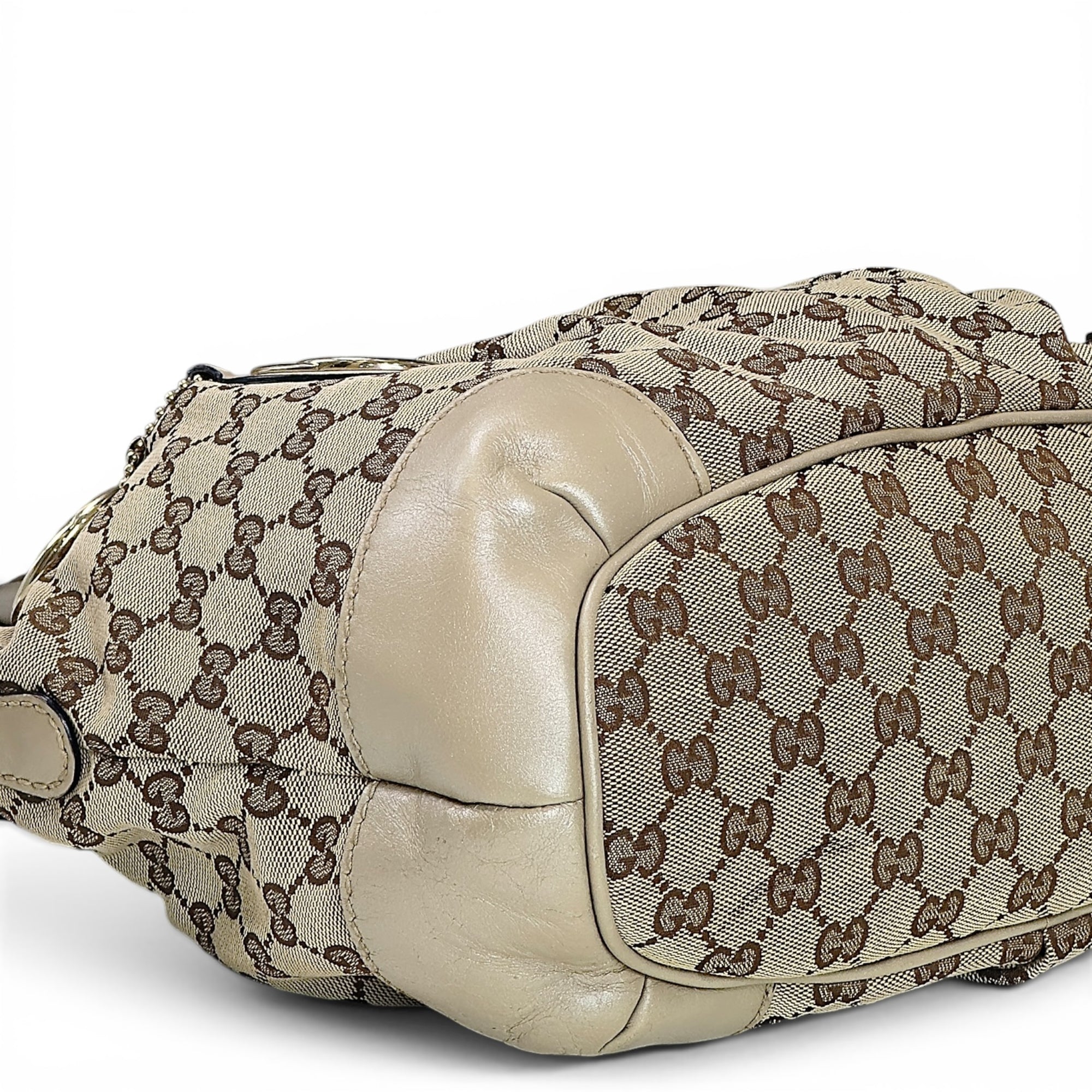 Gucci Sukey Gg Monogram Canvas Handbag