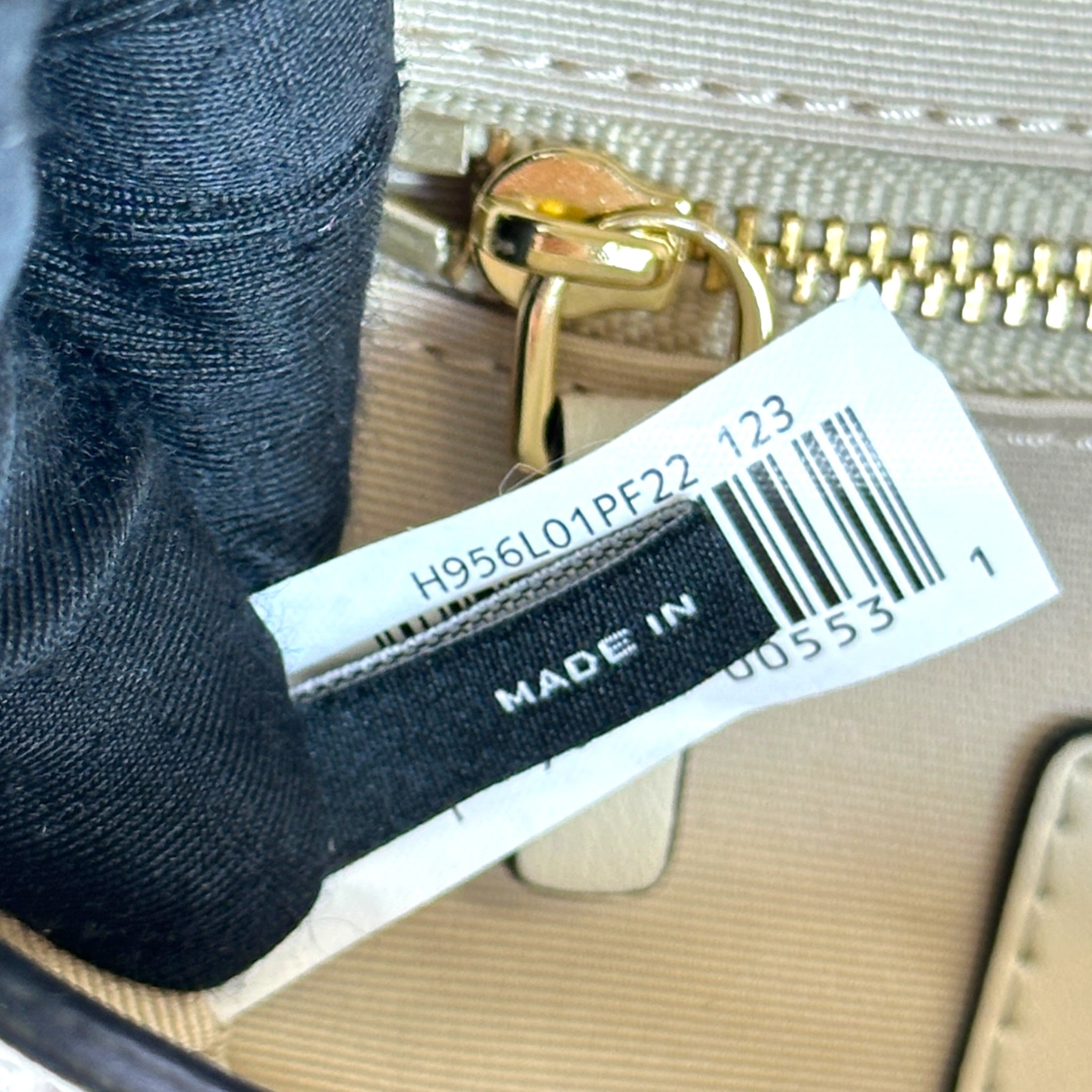 Marc Jacobs The J Marc White Leather Shoulder Bag