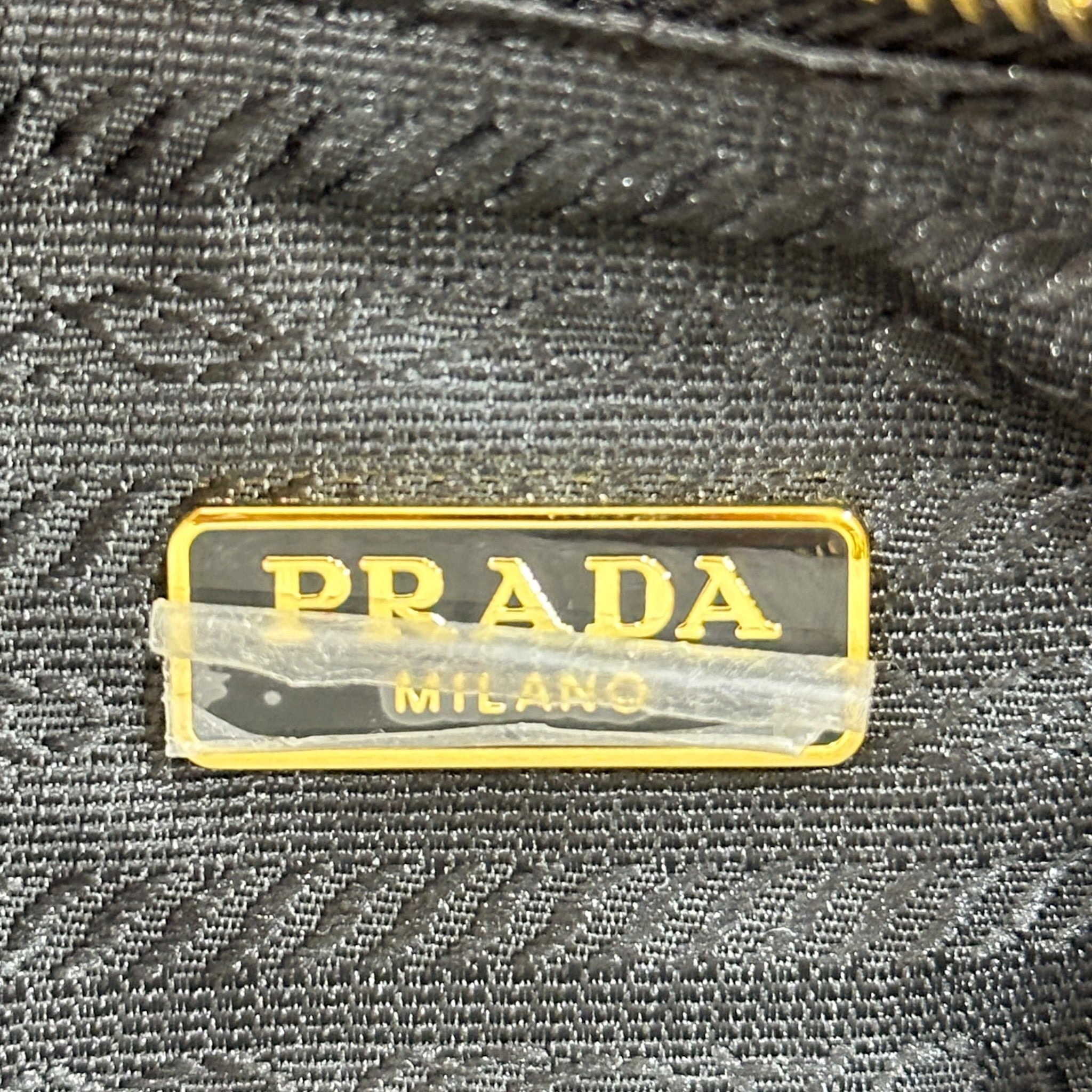 Prada Re-Edition 2005 Black Saffiano Leather Shoulder Bag