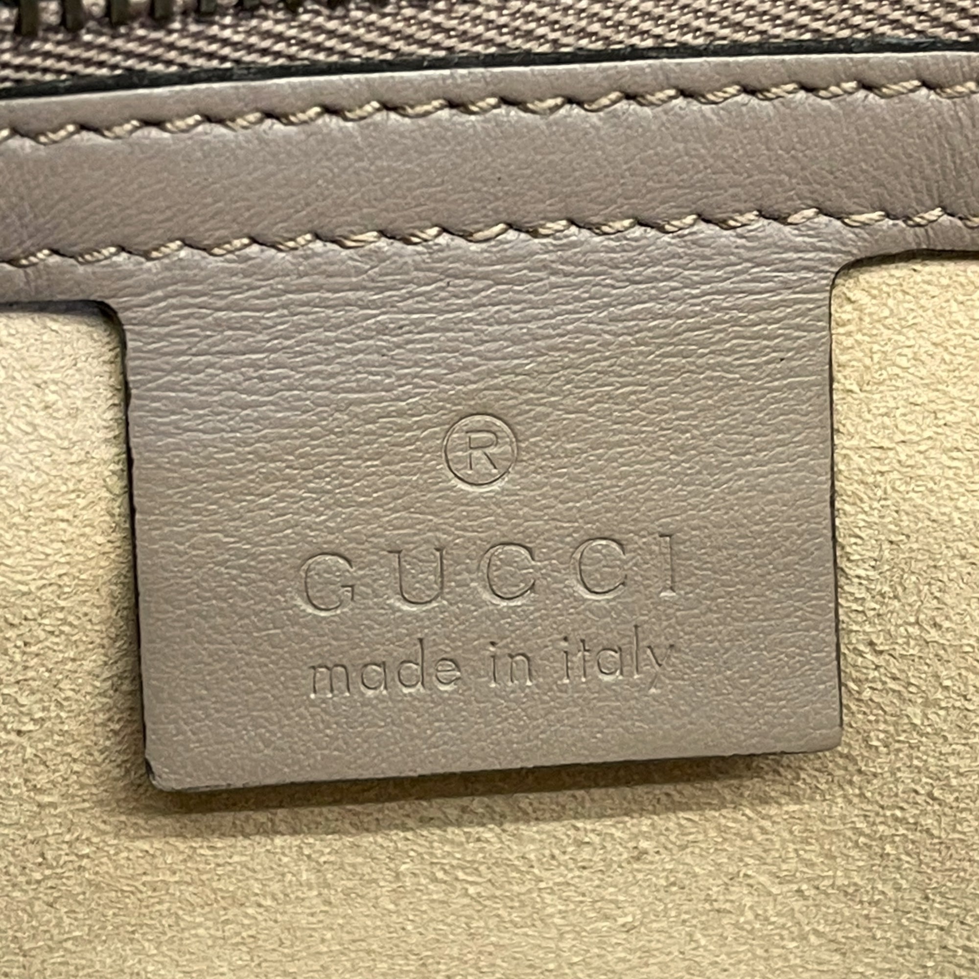 Gucci GG Marmont Shoulder Bag Beige Matelassé Leather