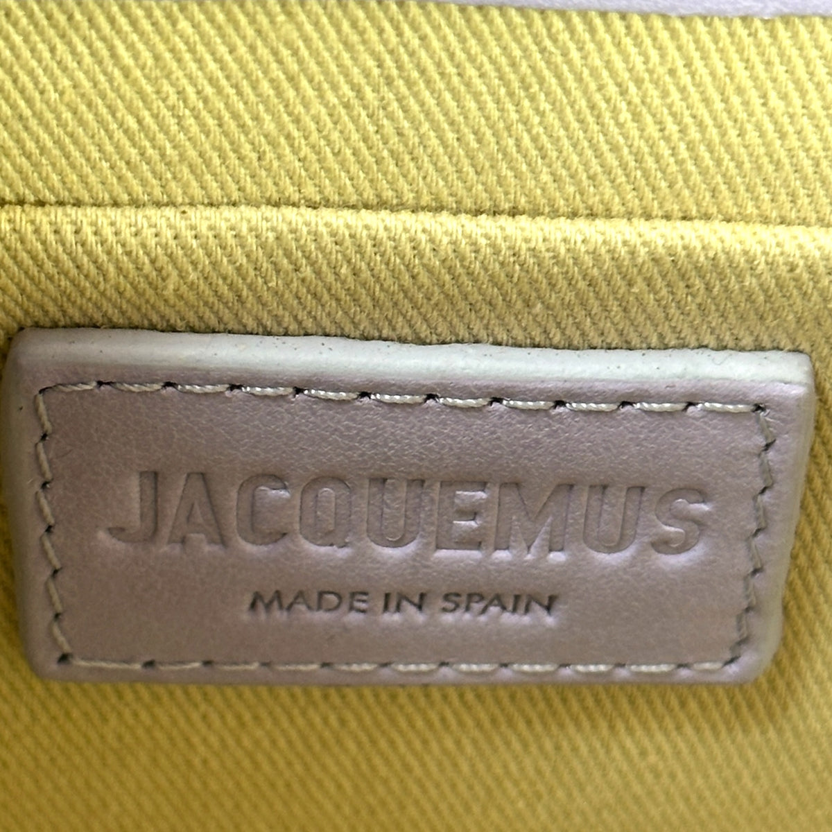 Jacquemus Le Chiquito mini lilac leather handbag