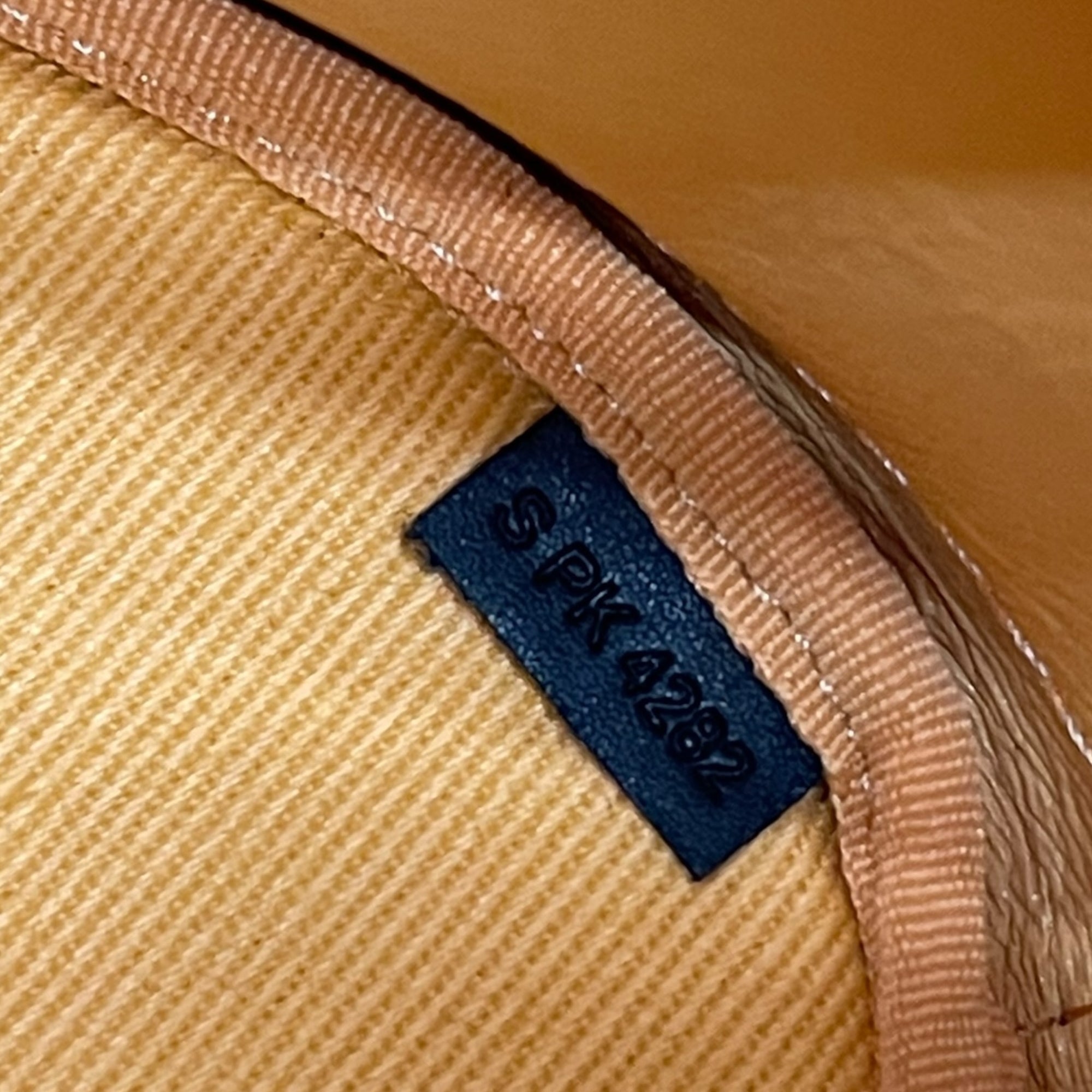 Marc Jacobs The Bucket Bag Micro Orange Leather