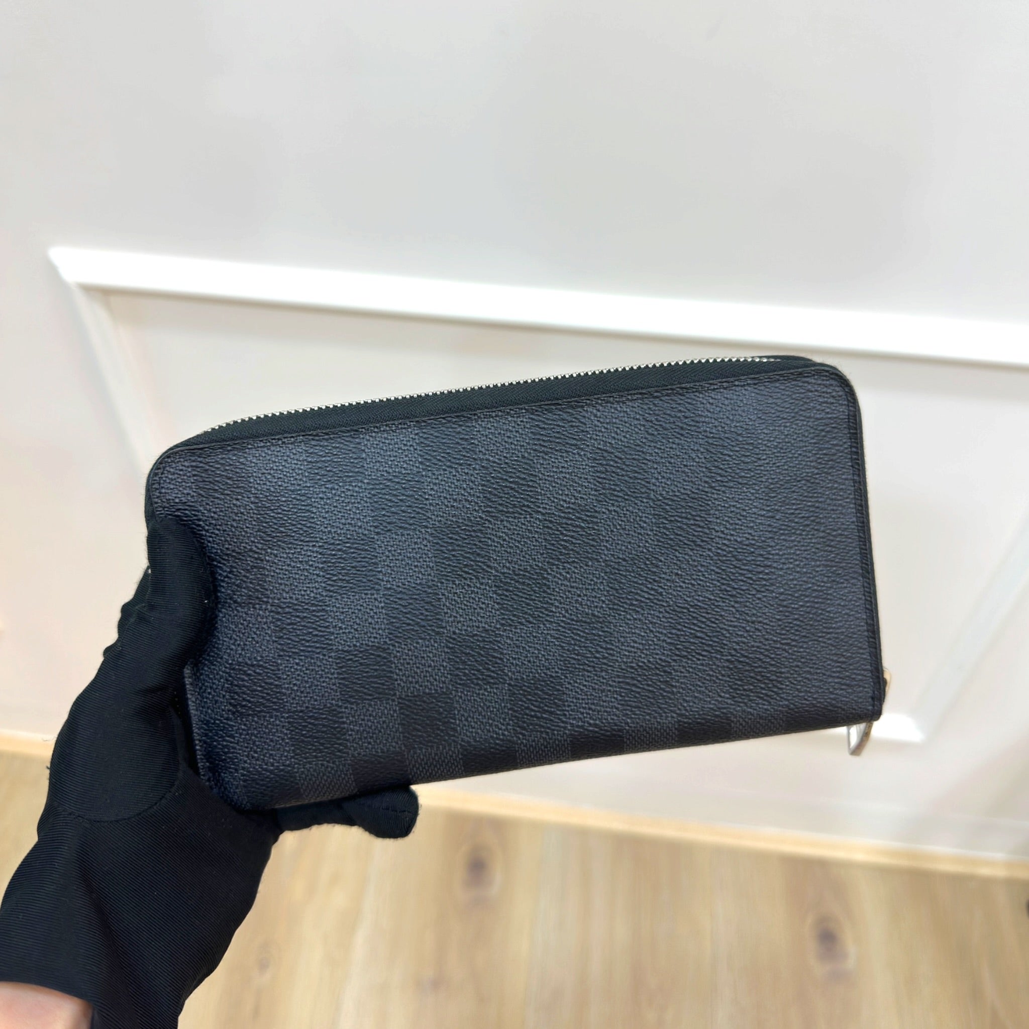 Louis Vuitton Zippy Horizontal Wallet Damier Graphite Canvas
