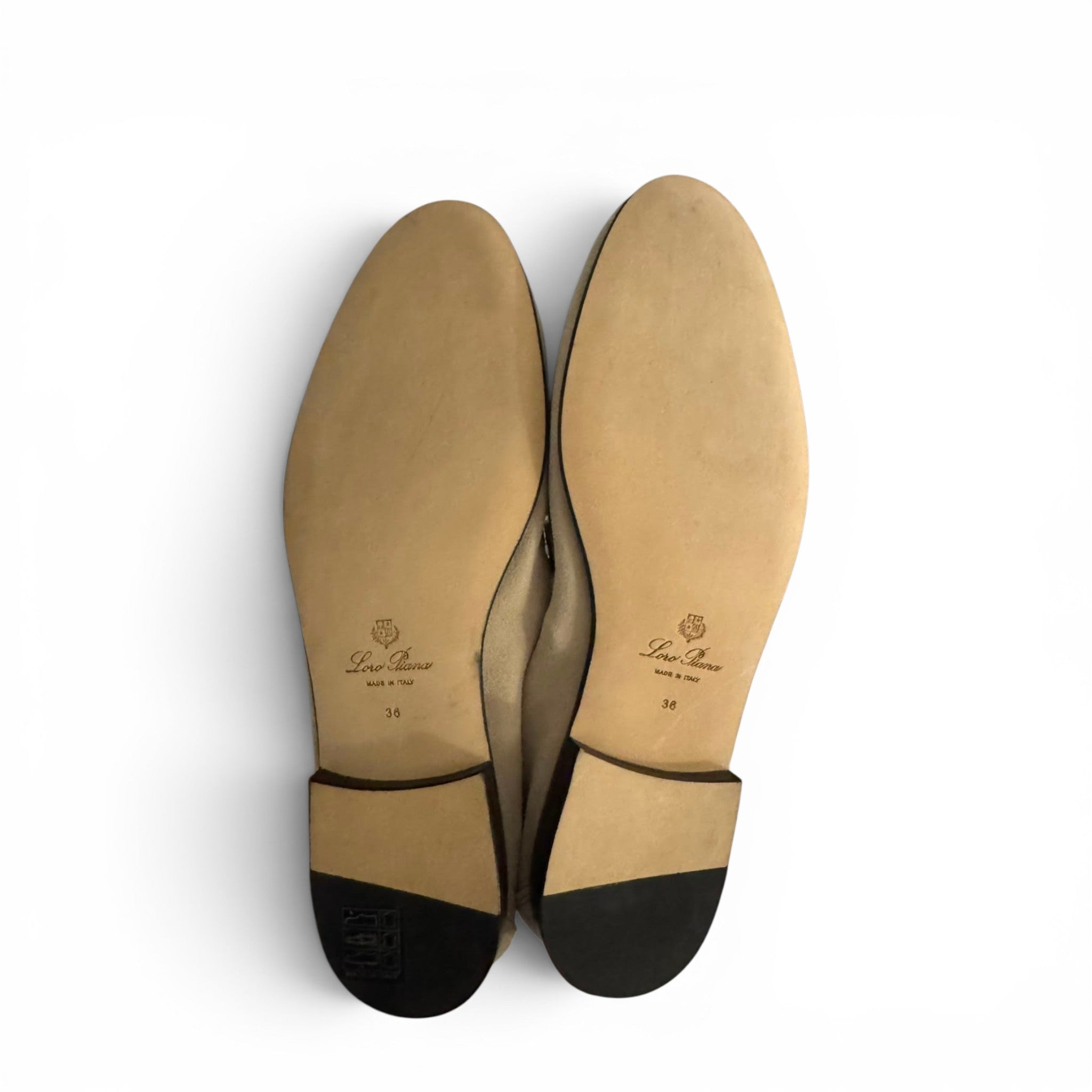 Loro Piana Joan Loafers Sunrise Cloud Calfskin EU 36