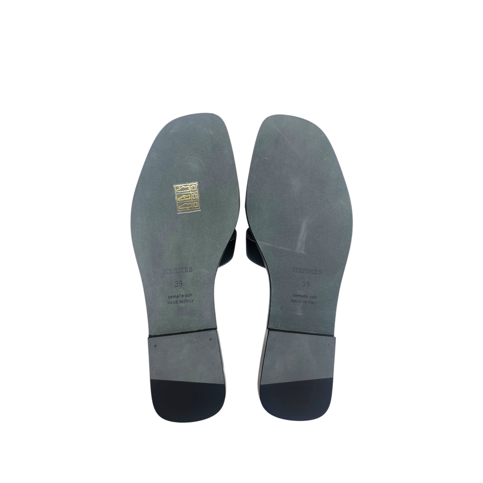 Hermes Oran EU 39 (Black)