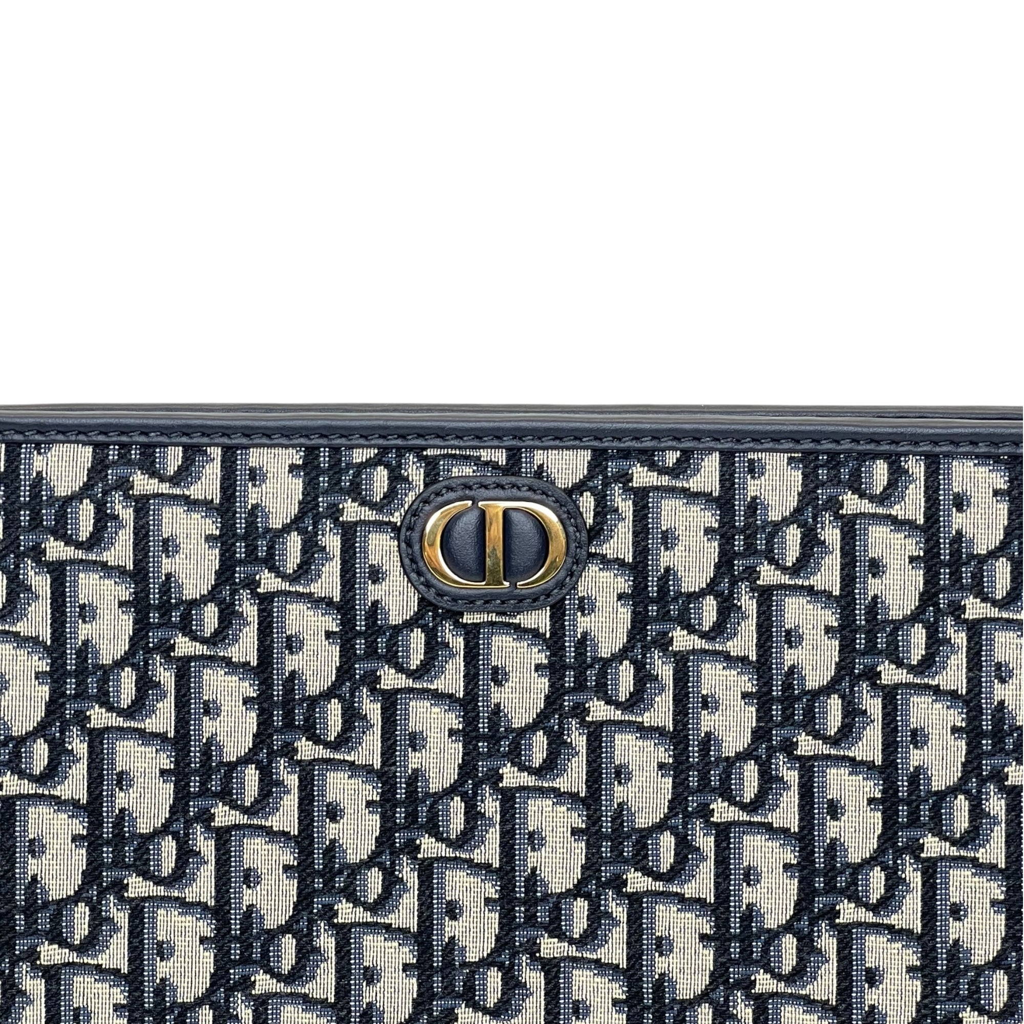 Dior 30 Montaigne Dea Pouch in blue Dior Oblique jacquard