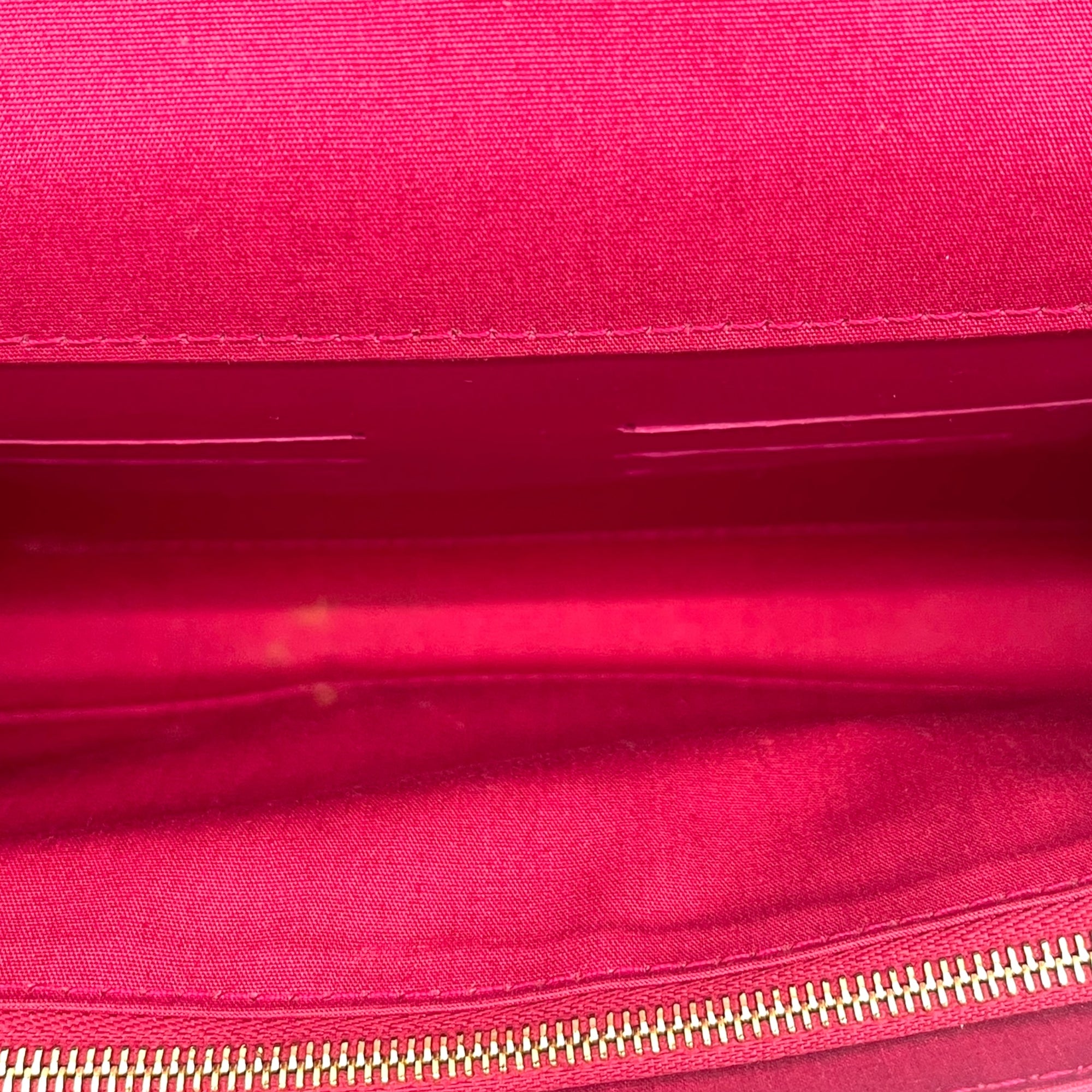 Louis Vuitton Vernis Patent Leather Louise Clutch One Size