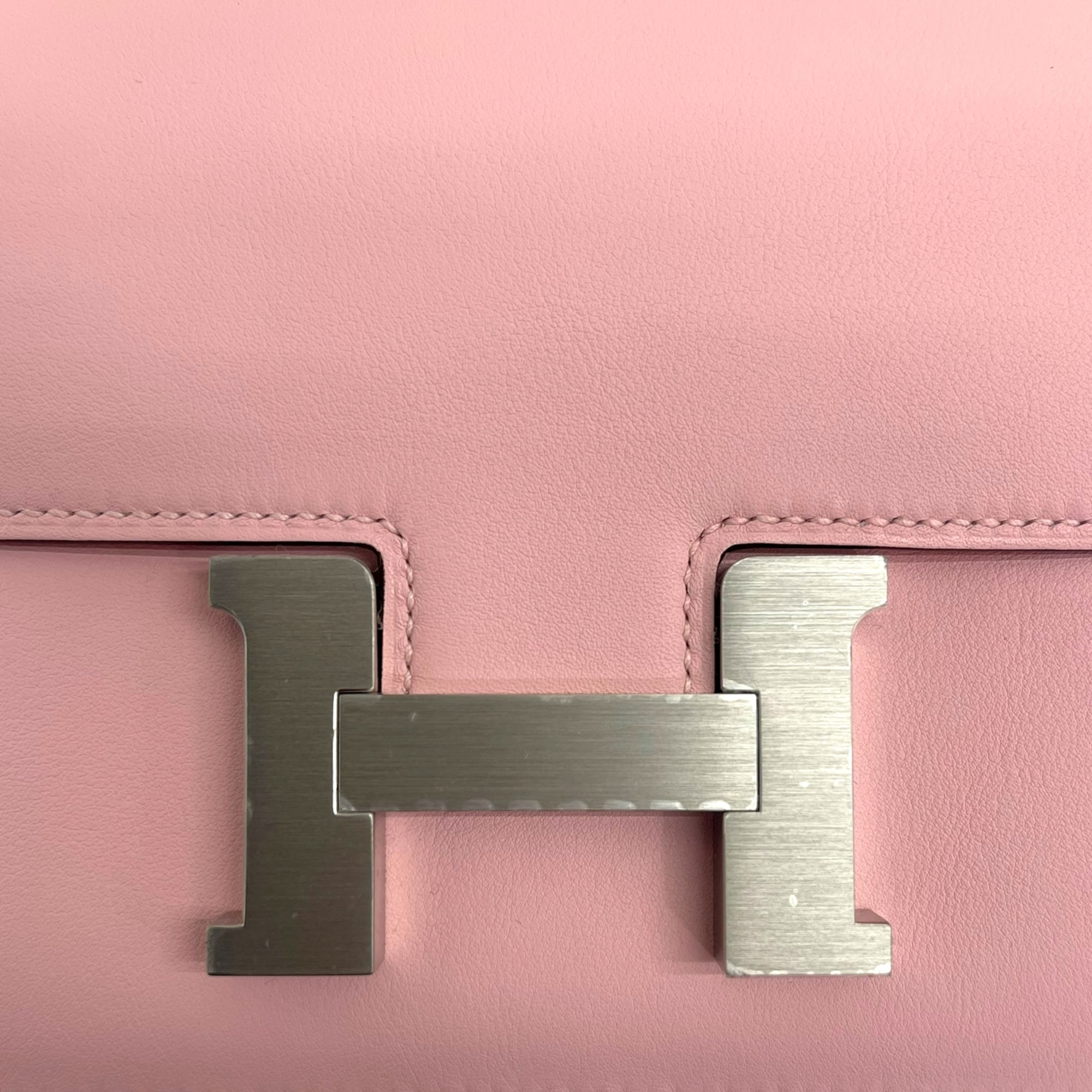 Hermès Constance 18 Rose Sakura Swift Brushed Palladium Hardware