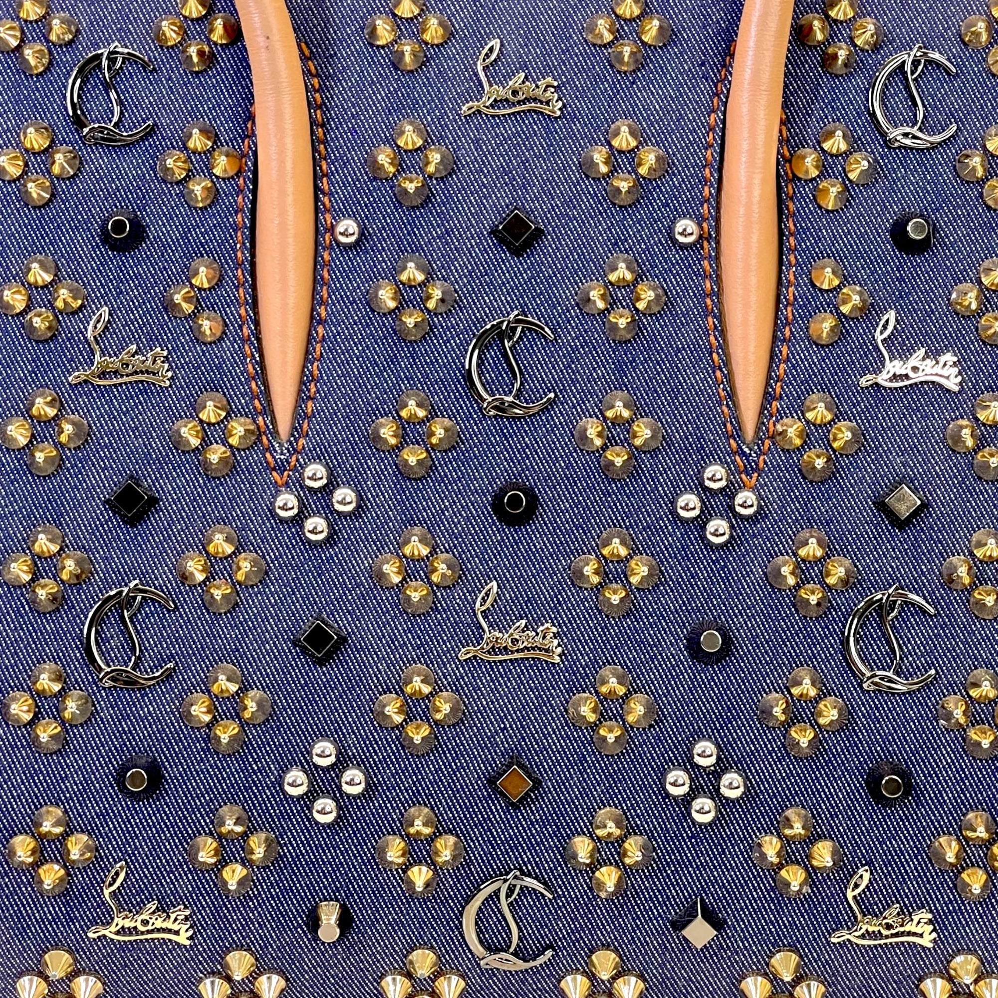 Christian Louboutin Paloma Medium Loubinthesky Bag