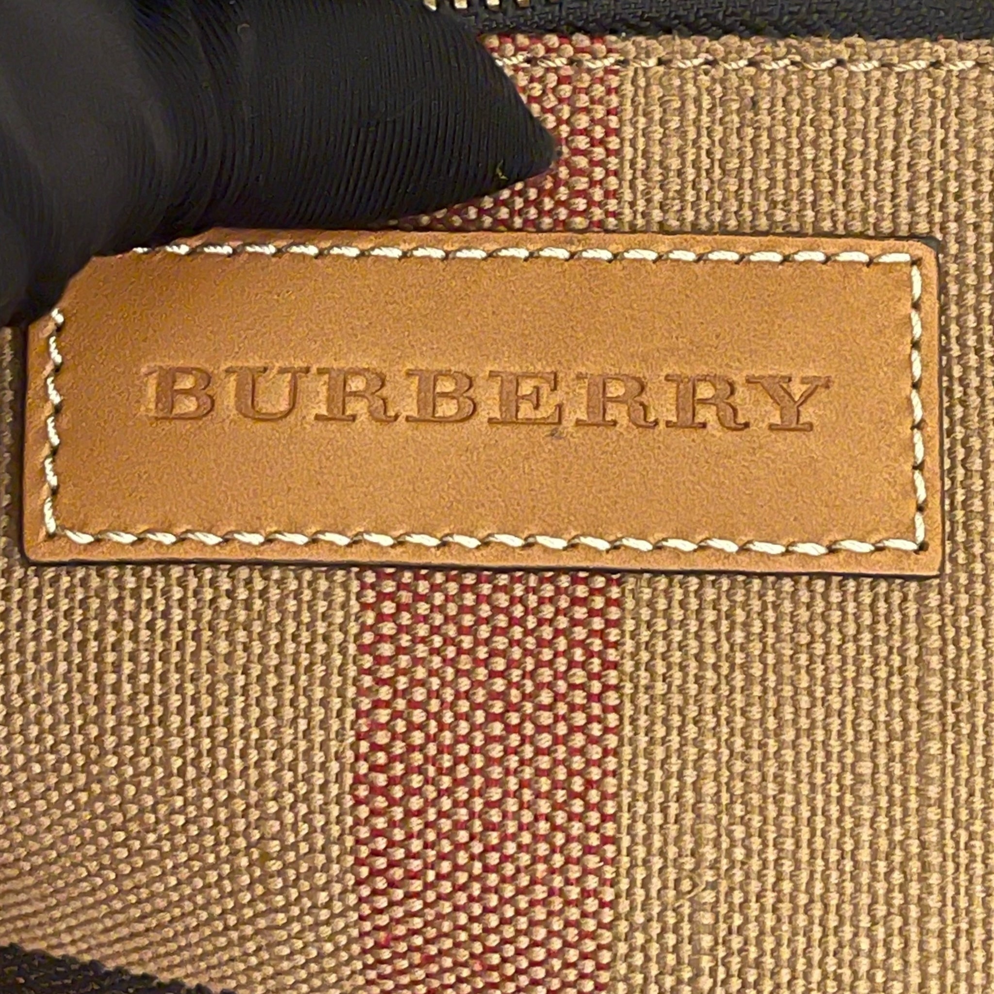 Burberry Heston Bucket Bag Signature House Check Canvas