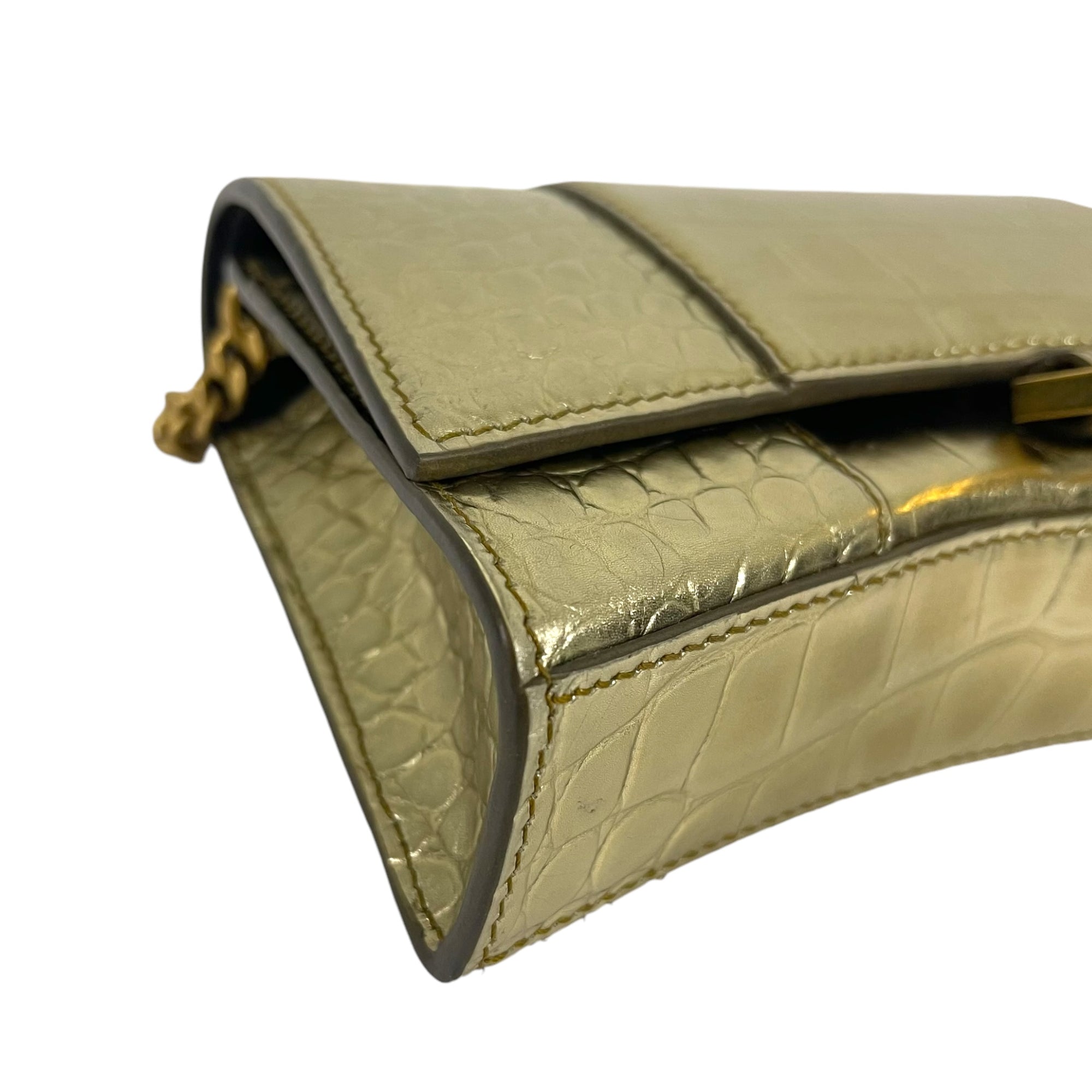 Balenciaga Hourglass Wallet On Chain in Gold