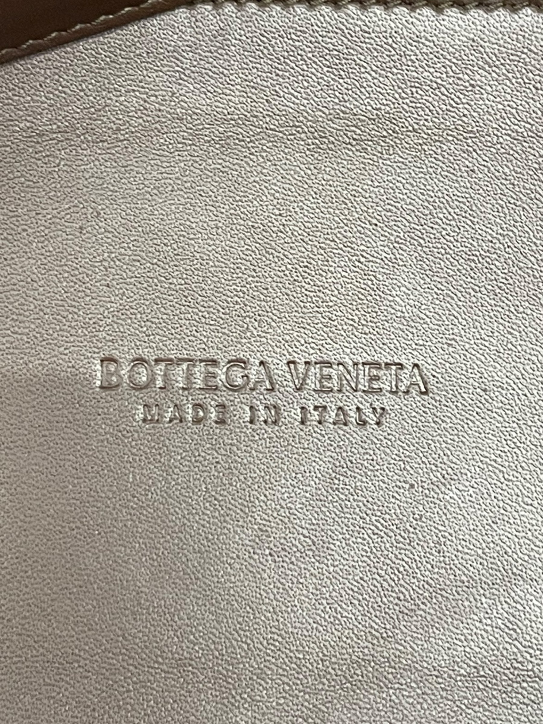 Bottega Veneta Rust Brown Leather Arco Tote Bag