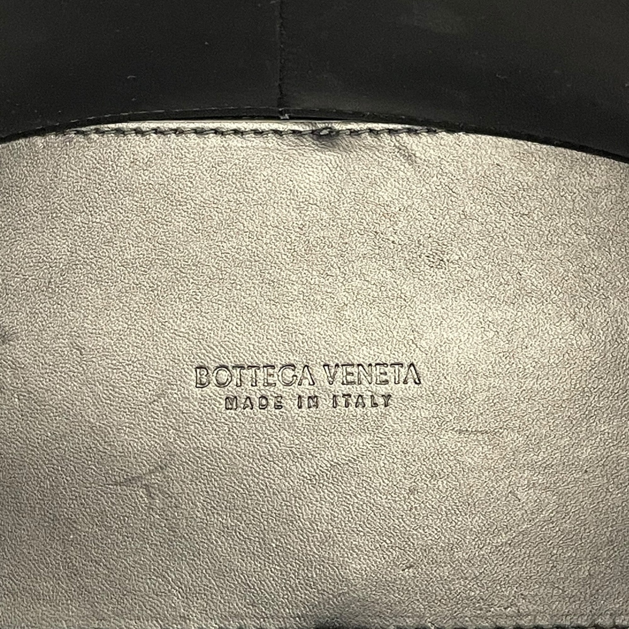 Bottega Veneta Small Andiamo Leather Bag