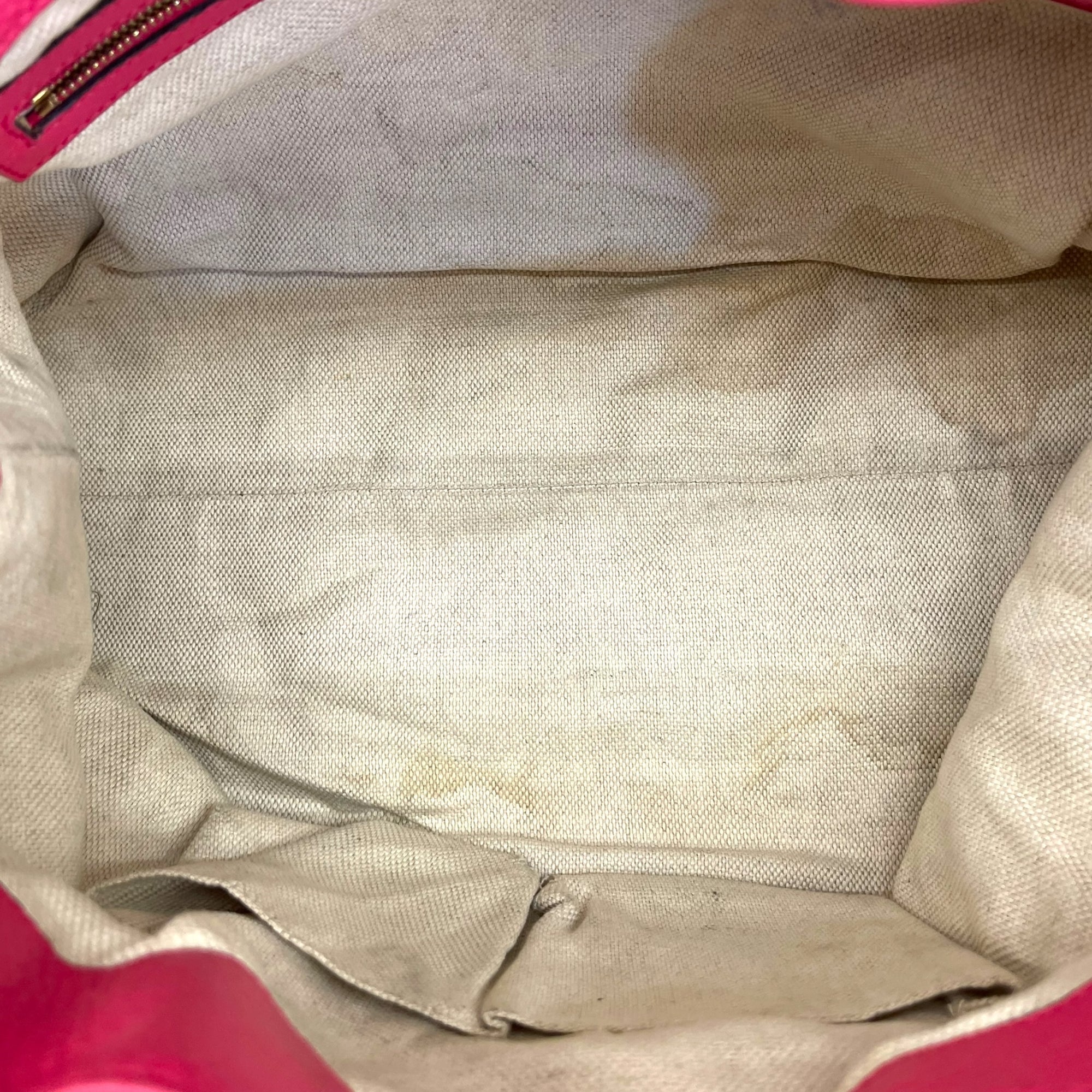 Gucci Medium Soho Chain Tote Fuchsia Pebbled Leather