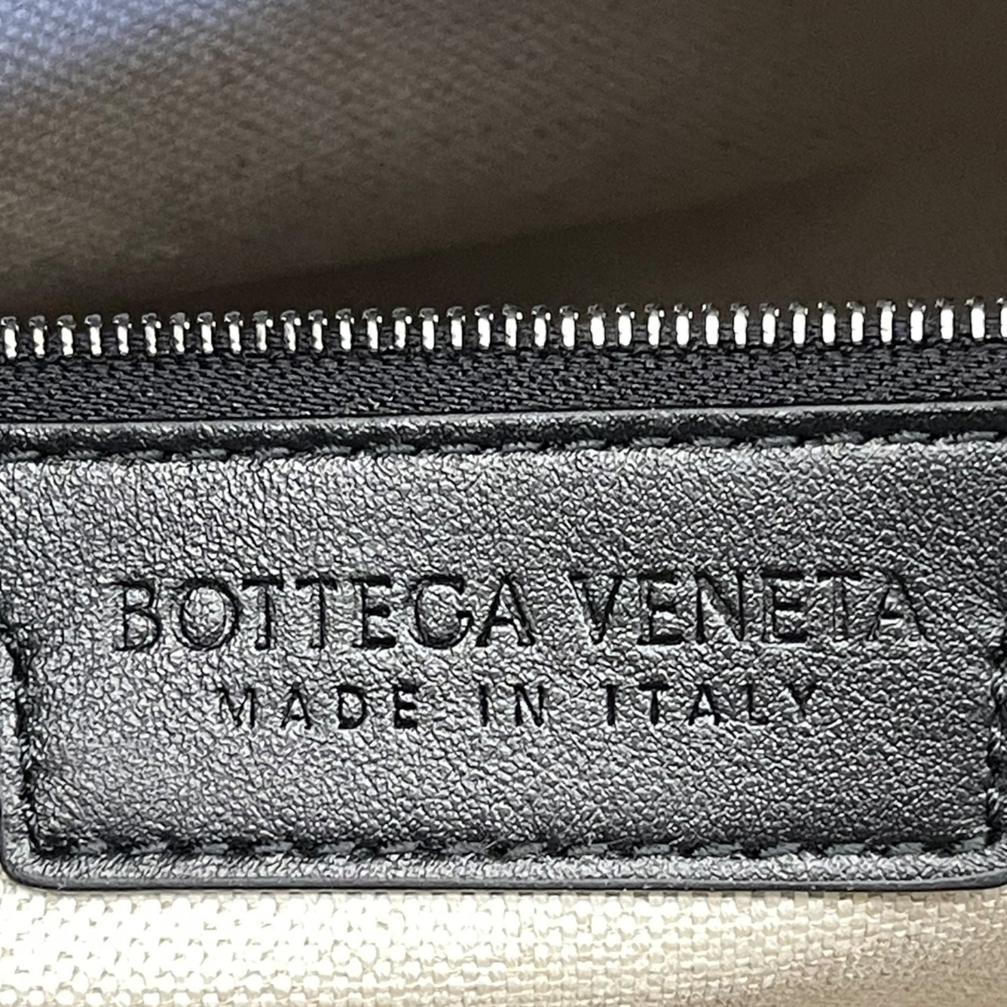 Bottega Veneta Small Intrecciato Zipped Tote Black Leather