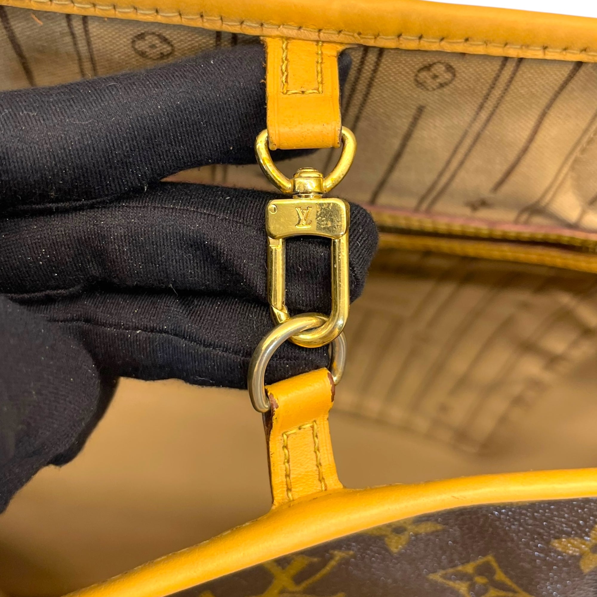 Louis Vuitton Monogram Canvas Neverfull GM Bag