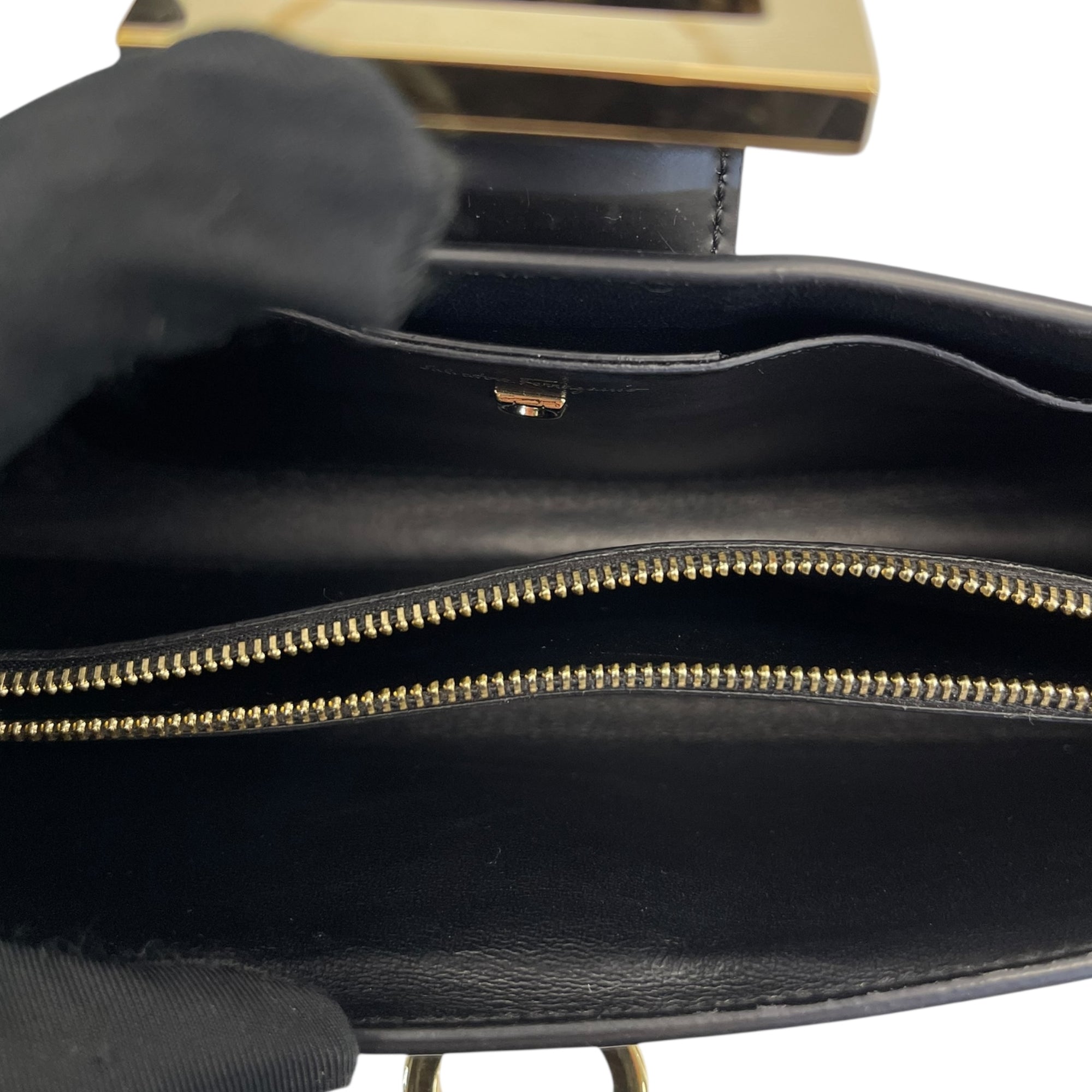 Salvatore Ferragamo Trifolio Black Leather Shoulder Bag Gold-tone Gancini Clasp