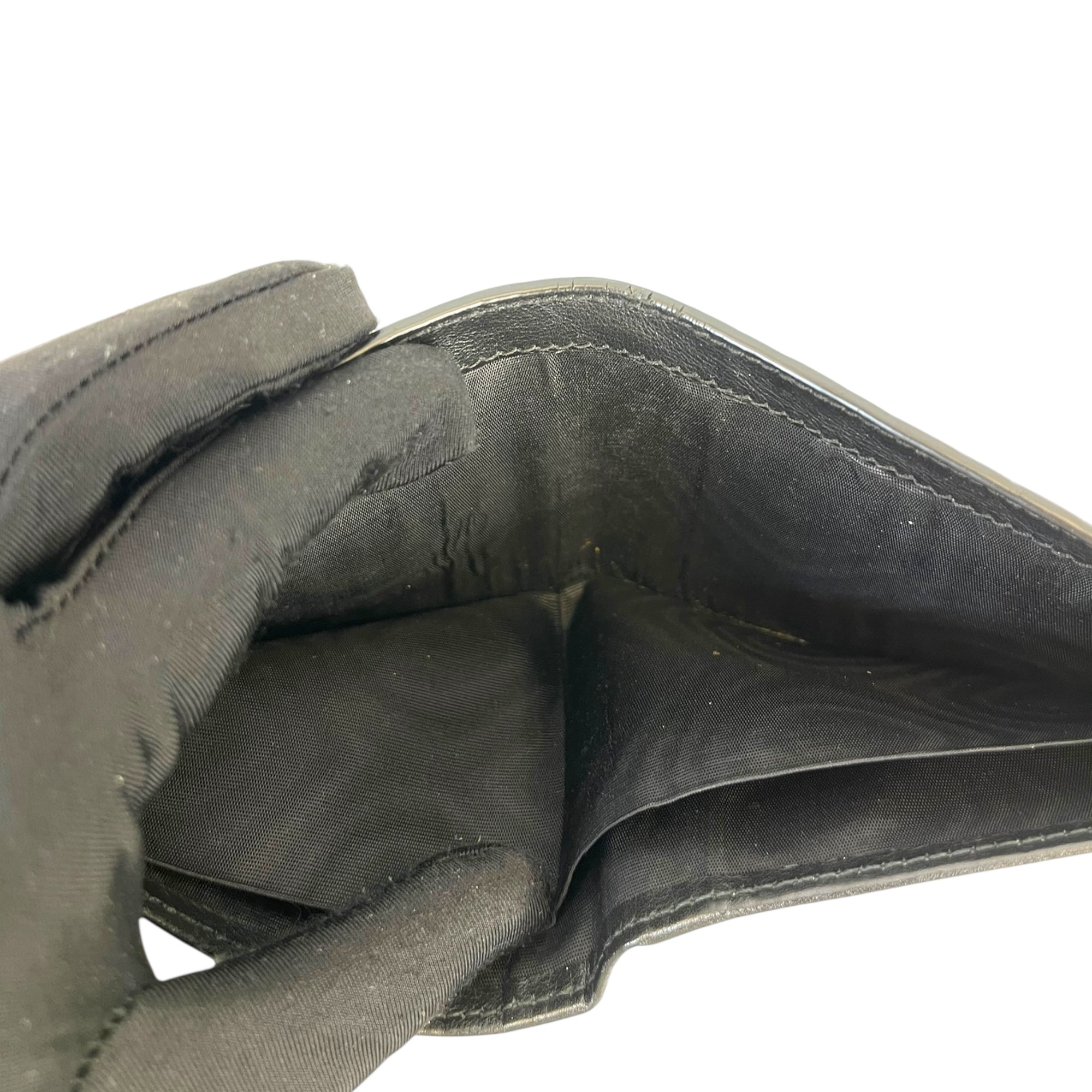 Gucci Black Microguccissima Leather Bi-fold Wallet