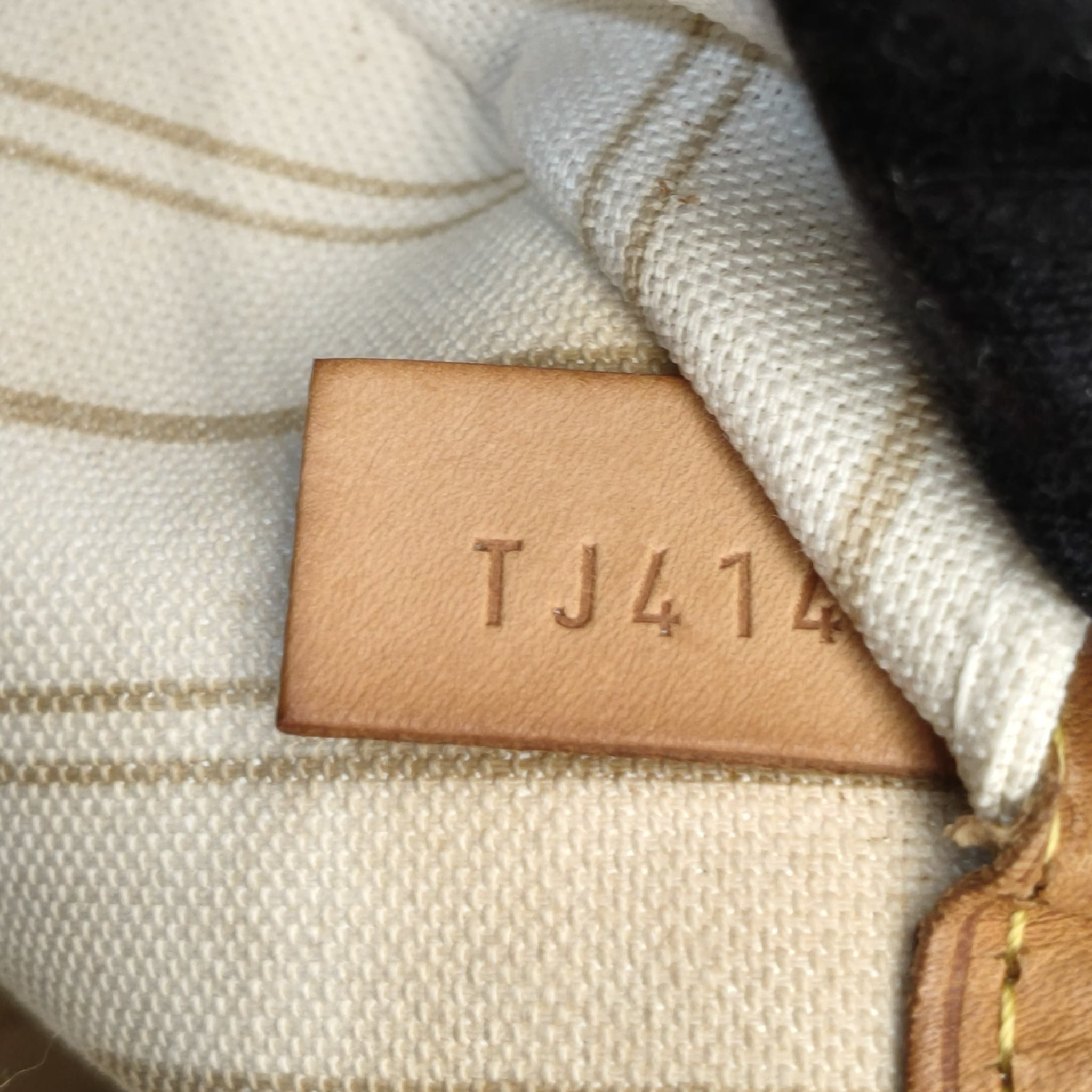 Louis Vuitton Neverfull GM Damier Azur Canvas Bag