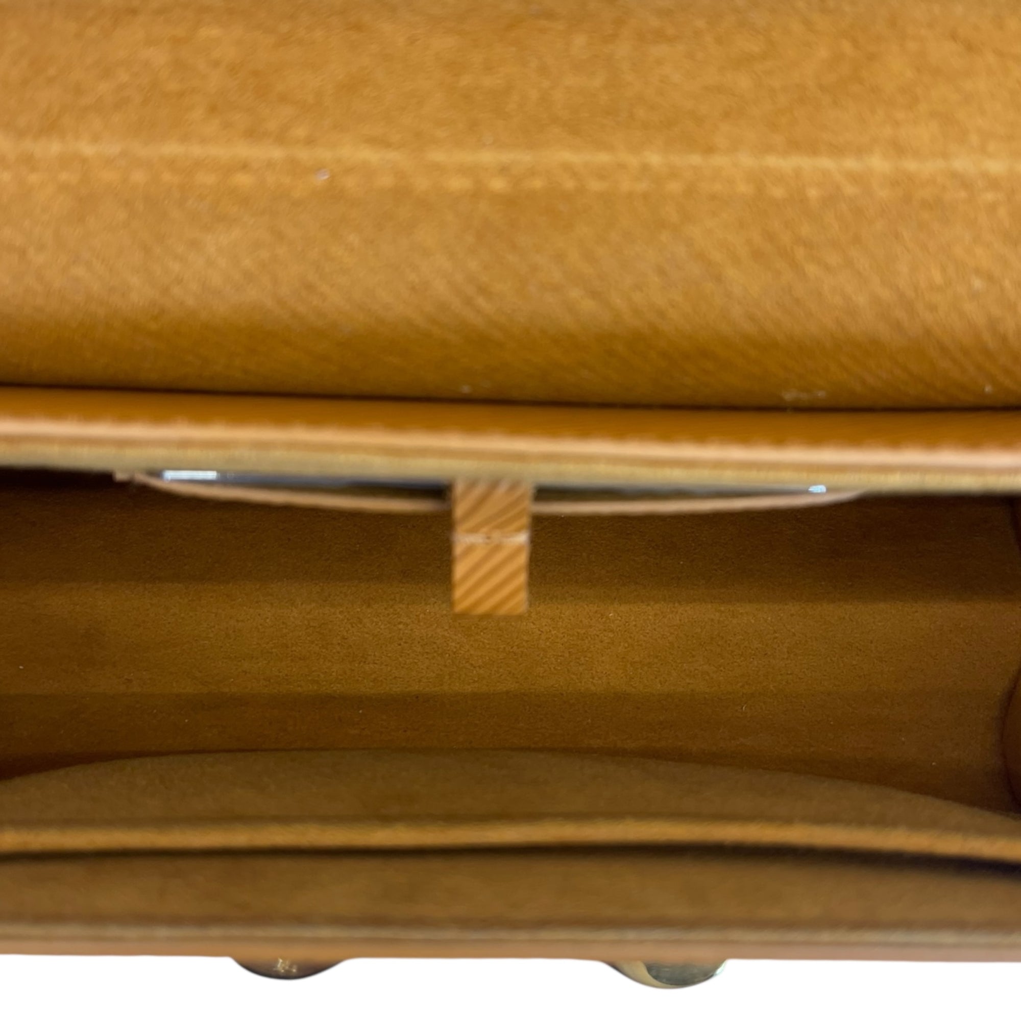 Louis Vuitton Twist MM Bag Epi Leather