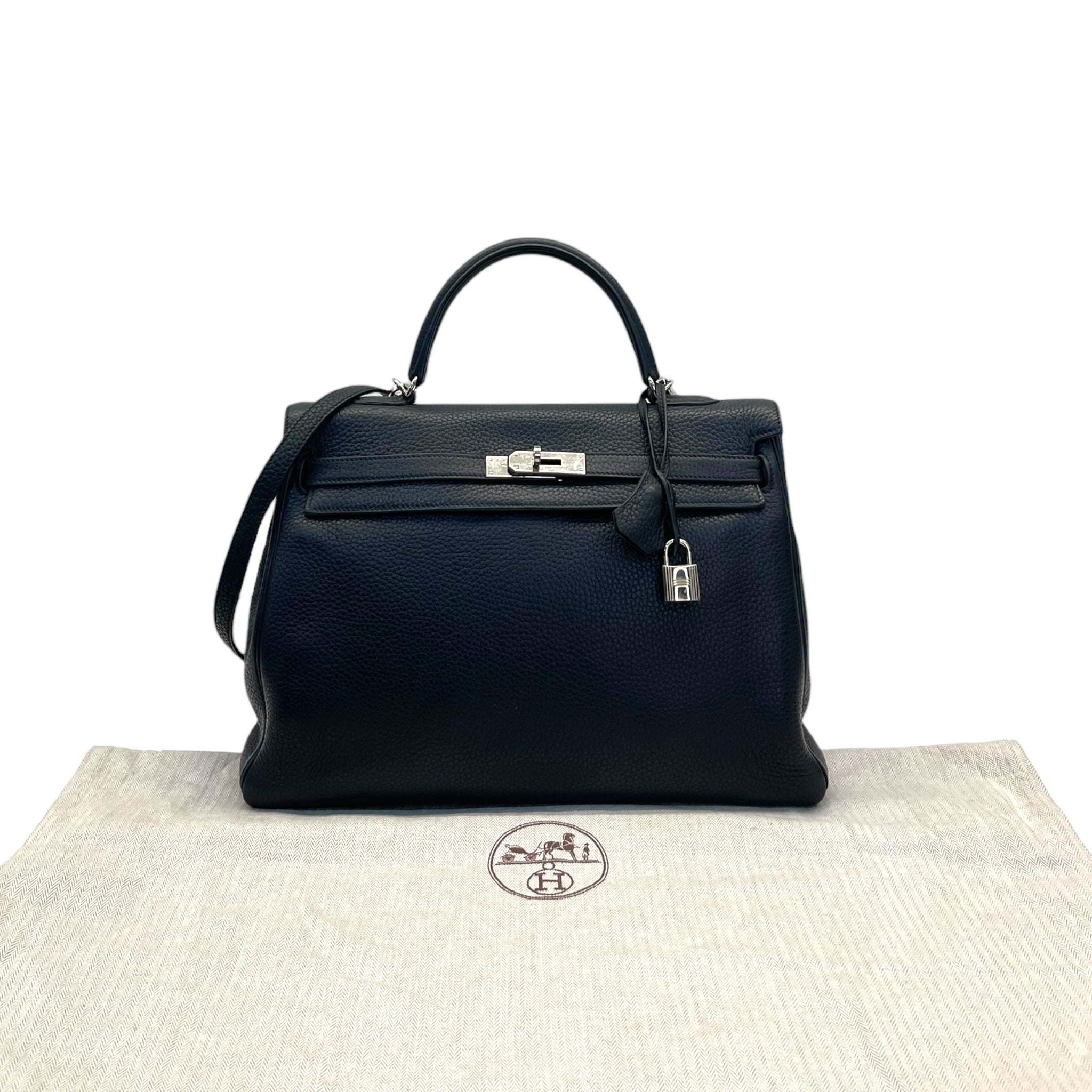 Hermès Kelly 35 Black Togo PHW