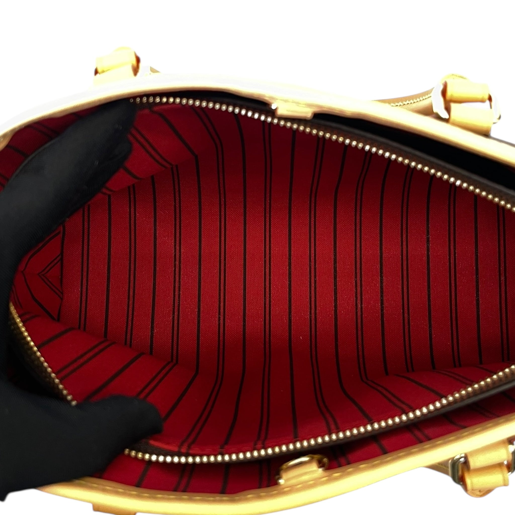 Louis Vuitton Monogram Ever More PM Handbag