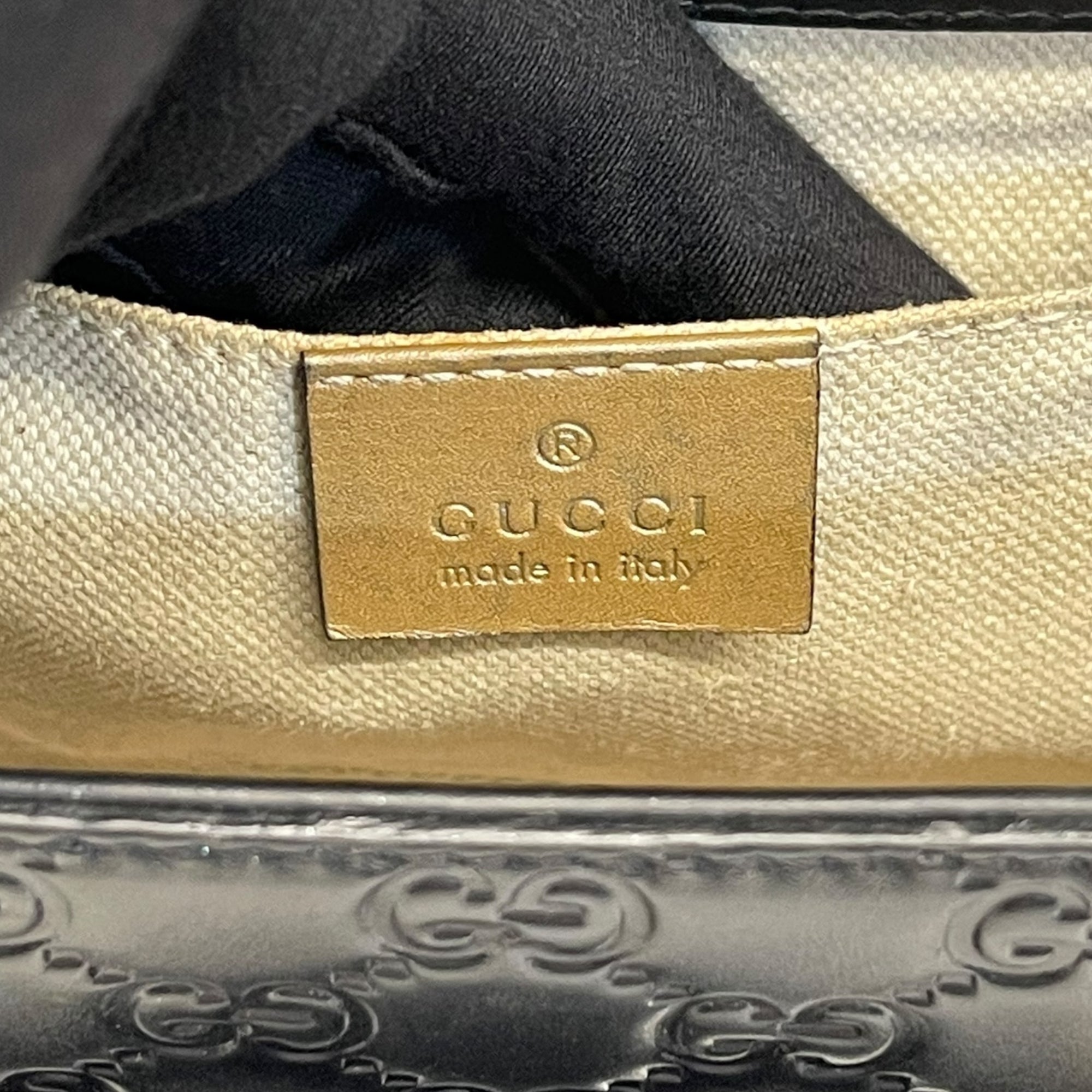 Gucci Black Guccissima Leather Emily Chain Shoulder Bag