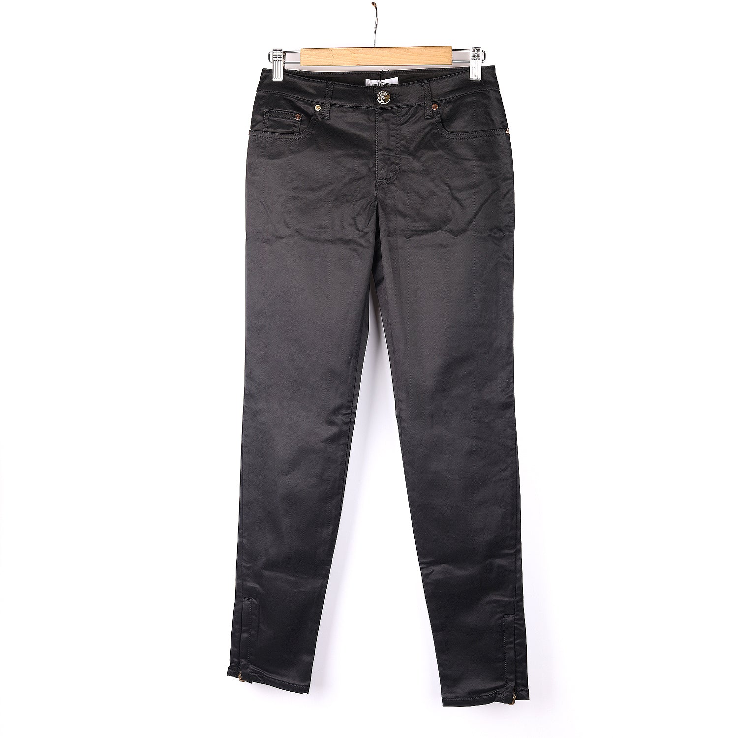 Black Solid Straight Fit Jeans